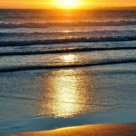 Capitan Beach House Costa da Caparica Bagian luar foto