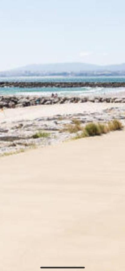 Capitan Beach House Costa da Caparica Bagian luar foto